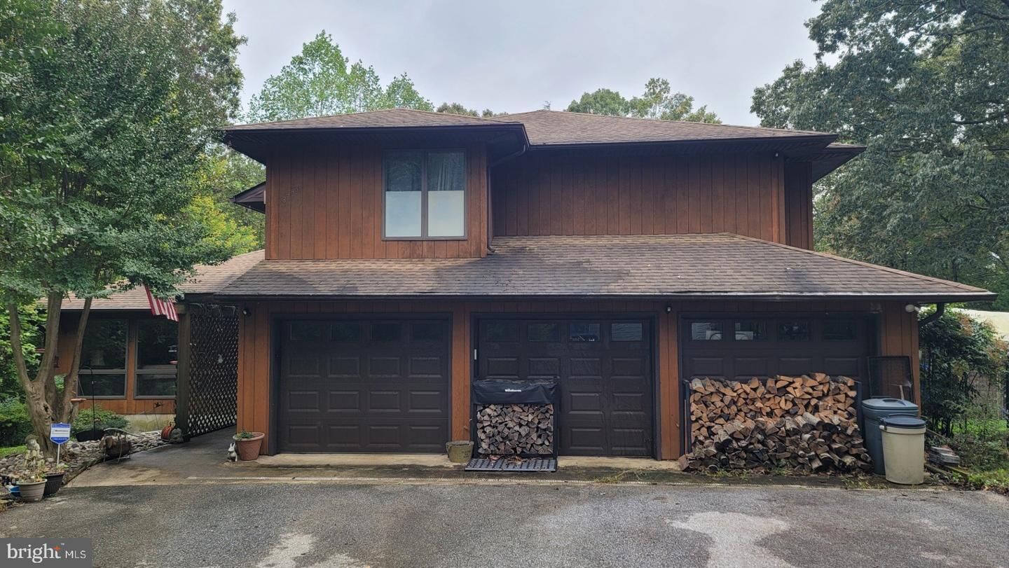 Property Photo:  37729 Browns Way  MD 20659 