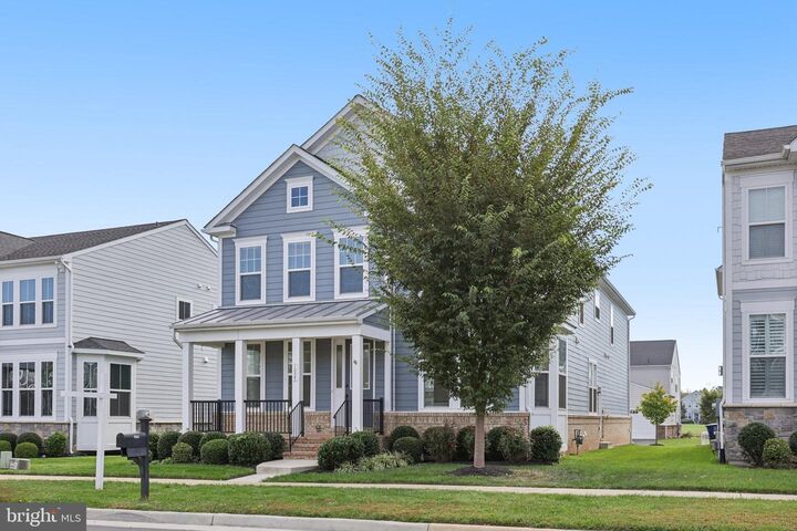 Property Photo:  1023 Themis Street SE  VA 20175