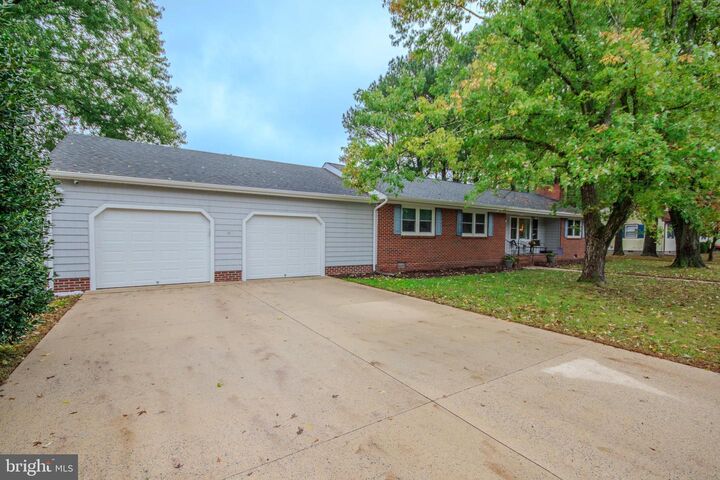 Property Photo: 215 Potomac Avenue MD 21804