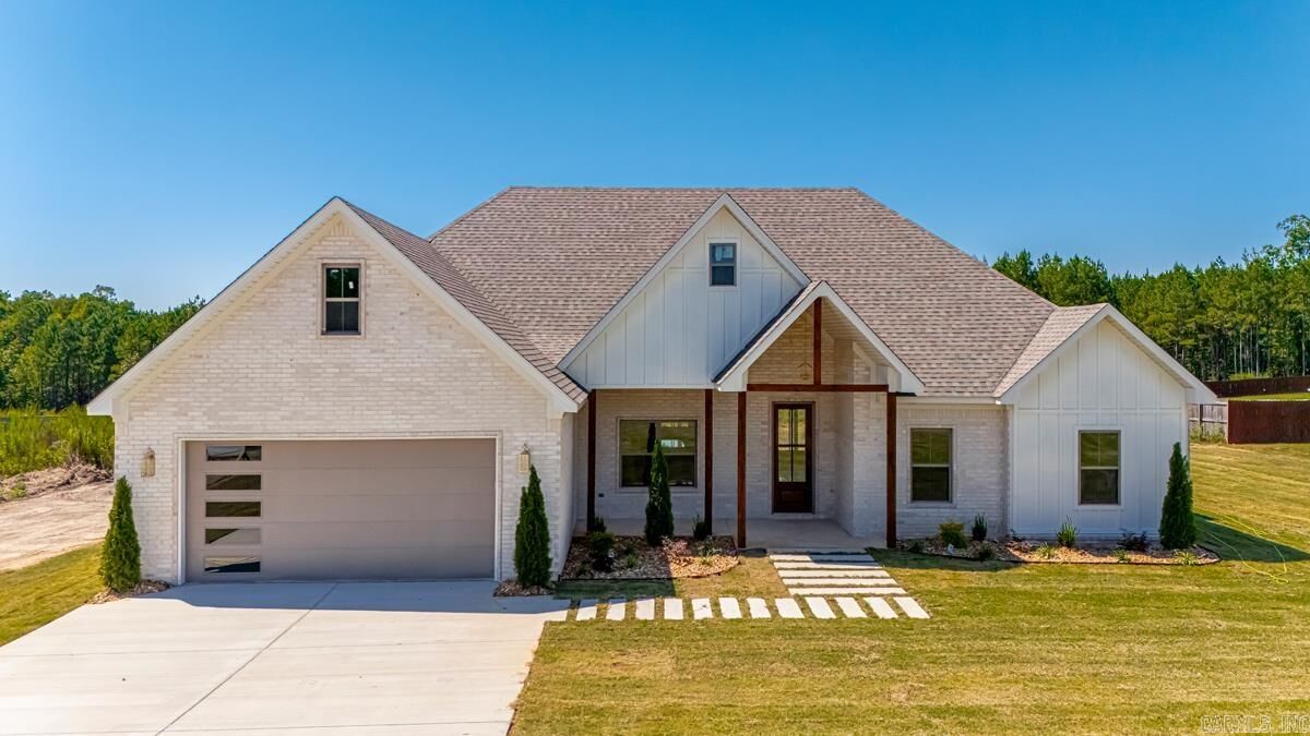 Property Photo: 11656 Mars Hill Road AR 72011