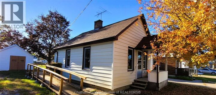 533 Creek Street  Wallaceburg ON N8A 4C7 photo