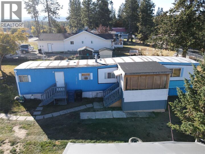 Property Photo:  951 29th Avenue South  BC V1C 3K7 