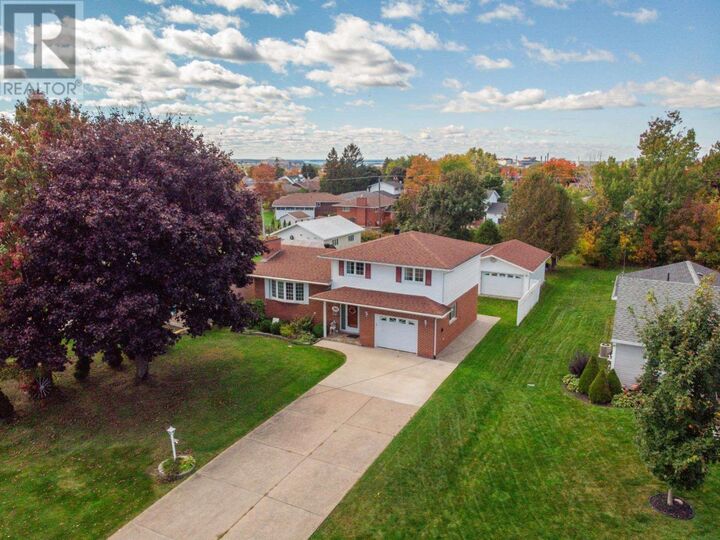 Property Photo: 193 Reid St ON P6B 4T8