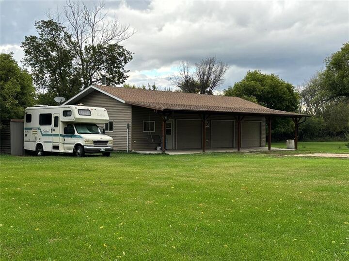 Property Photo: 0 King Street North MB R0K 1R0