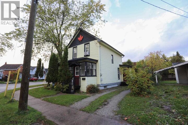 Photo de la propriété: 416 Northland Rd ON P6C 3N6