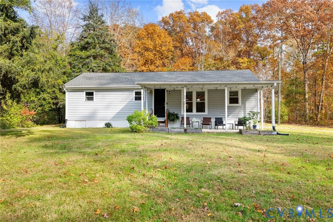 Property Photo:  2900 Lake Louise Drive  VA 23139 