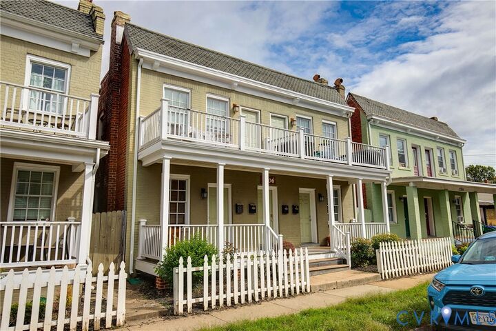 Property Photo: 2306 Parkwood Avenue VA 23220