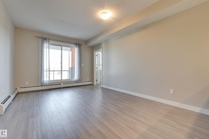 Property Photo: 17 Columbia Avenue 301 AB T9G 1Y7