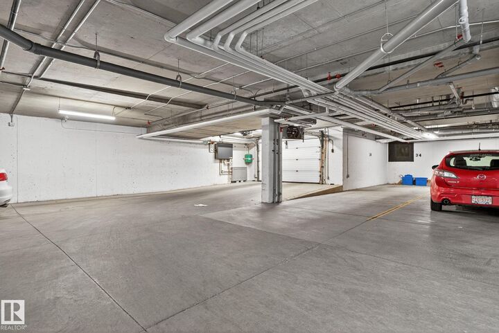 Property Photo:  10606 84 Avenue NW 103  AB T6E 2H6