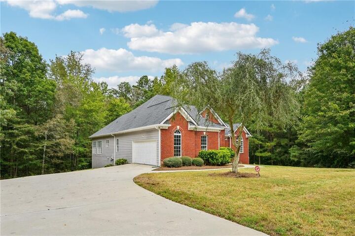 Property Photo:  200 Clear Spring Lane  GA 30054