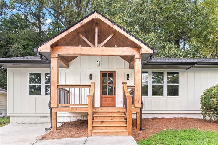 Property Photo: 2053 Juanita Street GA 30032