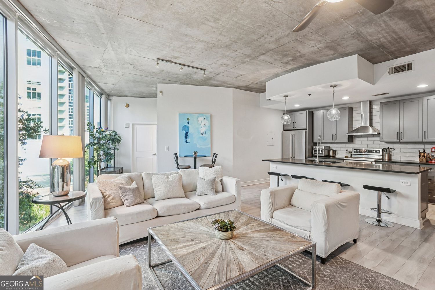 Property Photo: 950 W Peachtree Street NW 803 GA 30309