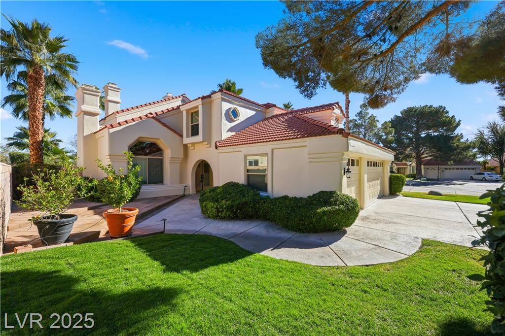 Property Photo: 7709 Tinted Mesa Court NV 89149