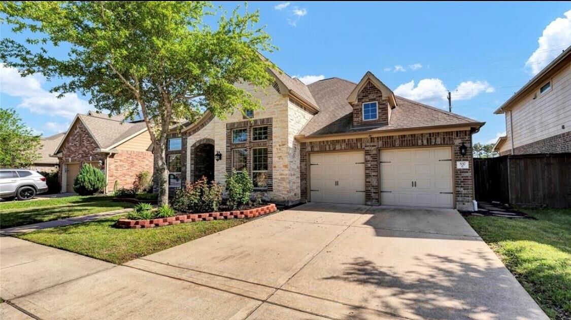 Property Photo: 537 E Fork TX 77598