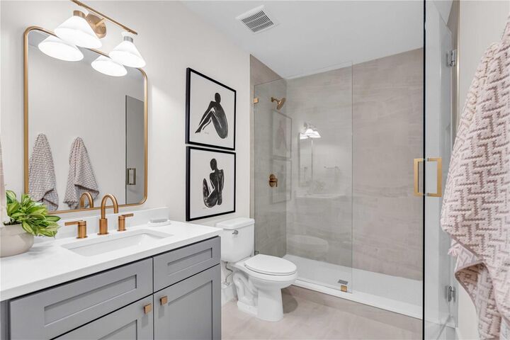 Property Photo:  3002 W Platt 6  FL 33609 