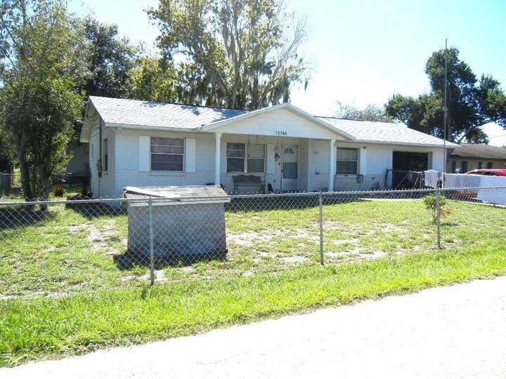 Property Photo: 11744 Fairmont Avenue FL 34788