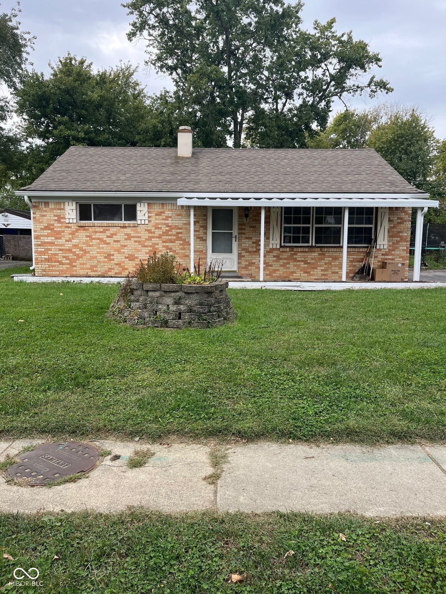 Property Photo: 464 Carol Drive IN 46143
