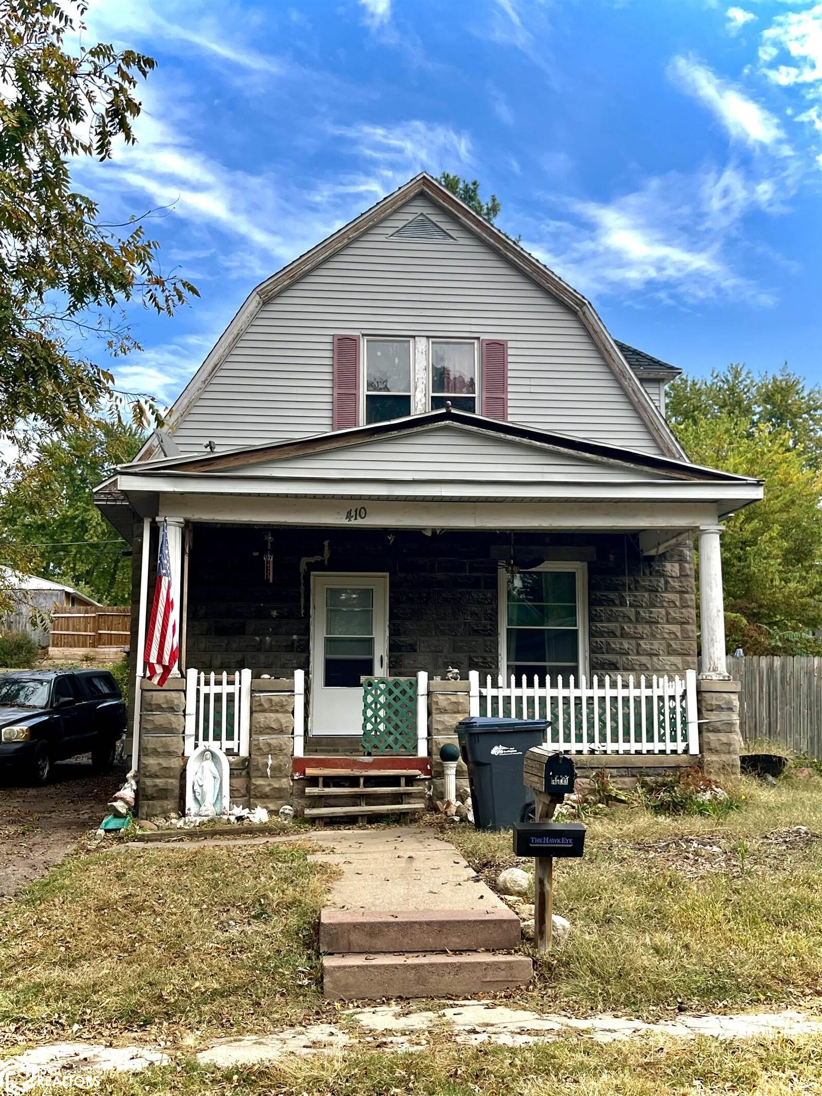Property Photo:  410 S Starr Avenue  IA 52601