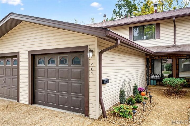 Property Photo:  902 Westwood Road  IL 62062 