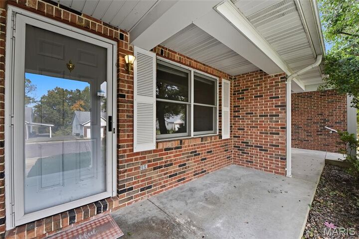 Property Photo:  416 Hill Street  MO 63090