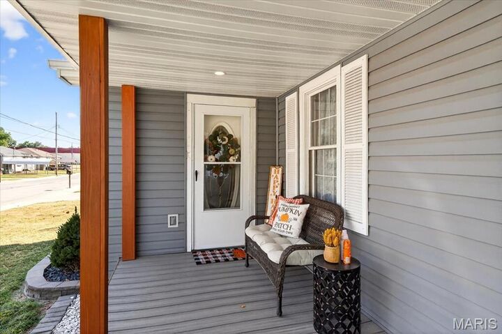 Property Photo:  419 N Donk Avenue  IL 62062 