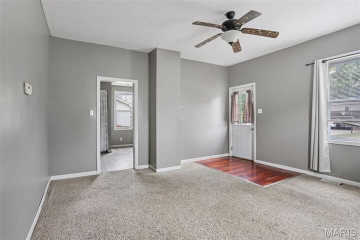 Property Photo:  308 E Benton Street  IL 62069 