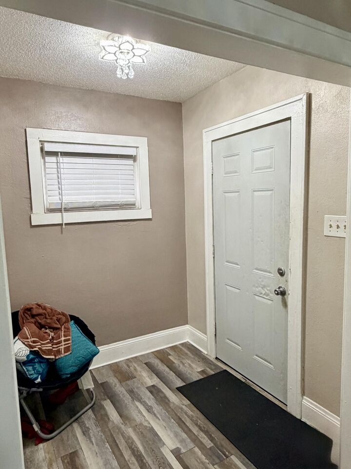 Property Photo: 3327 N 28th St WI 53216
