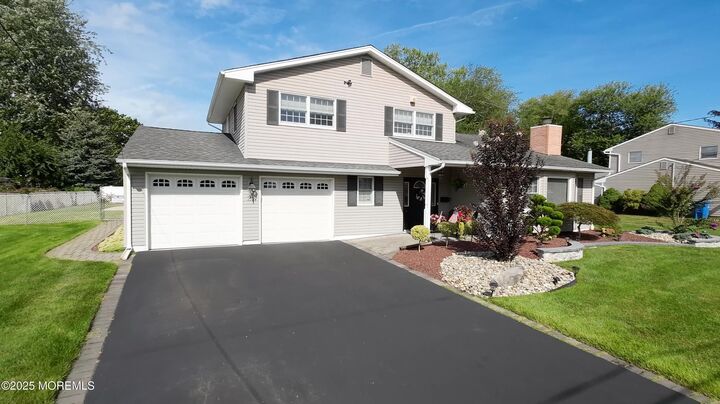 Property Photo:  21 Shoshone Street  NJ 08857