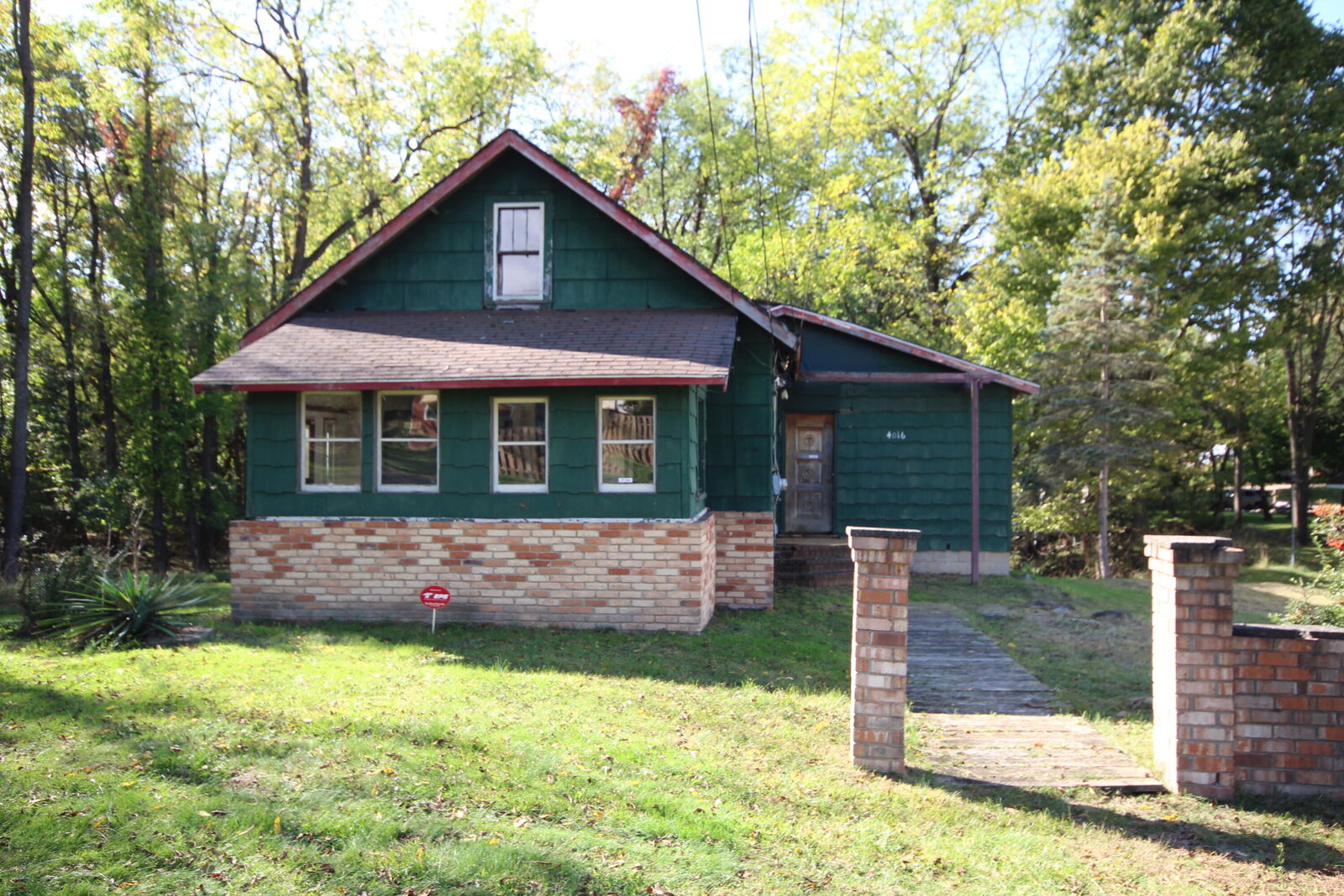 Property Photo:  4016 Laird Avenue  MI 49008