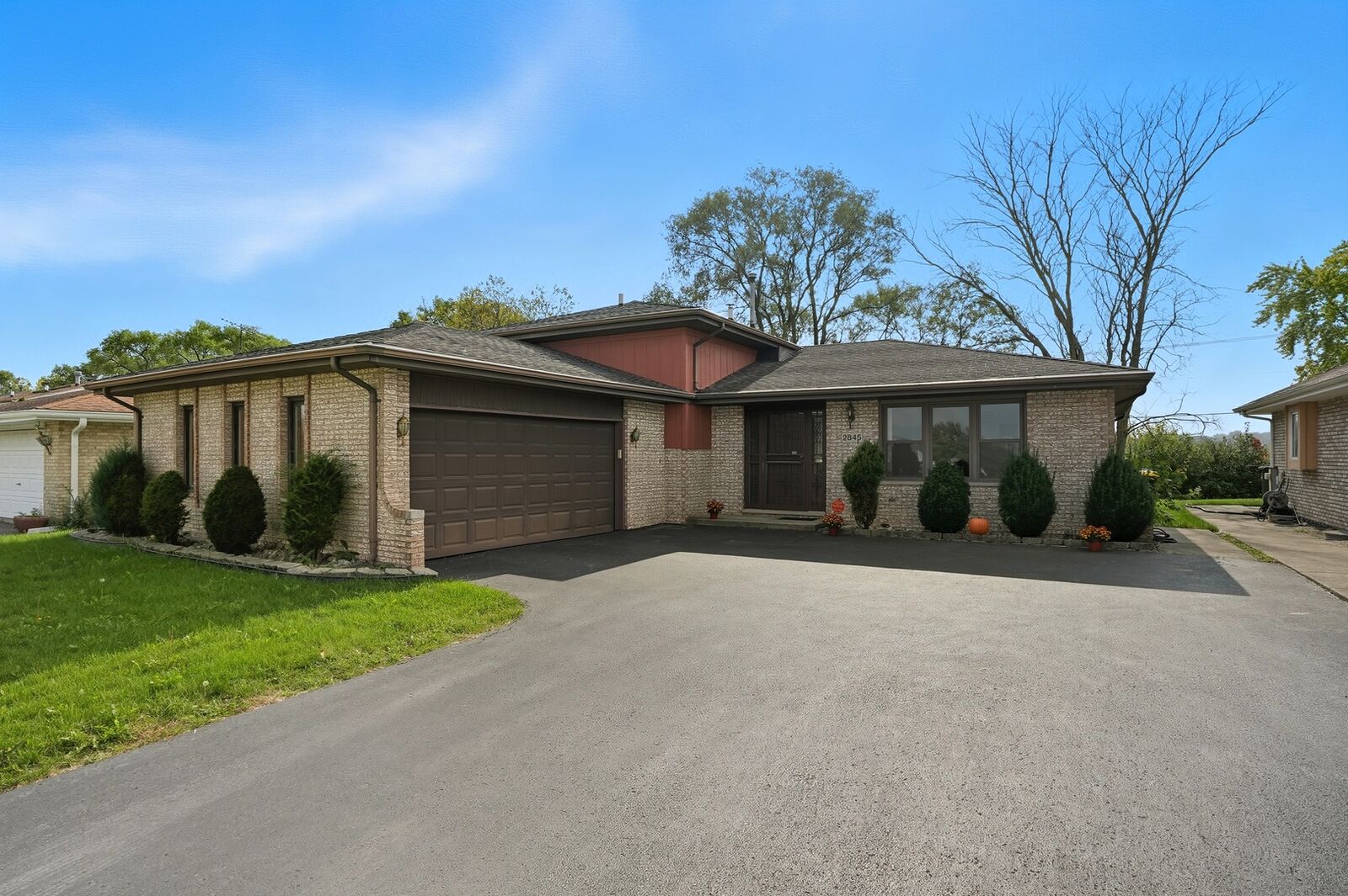 Property Photo: 2845 201st Place IL 60411