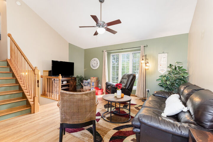 Property Photo:  893 Laurel Drive  IL 60421 