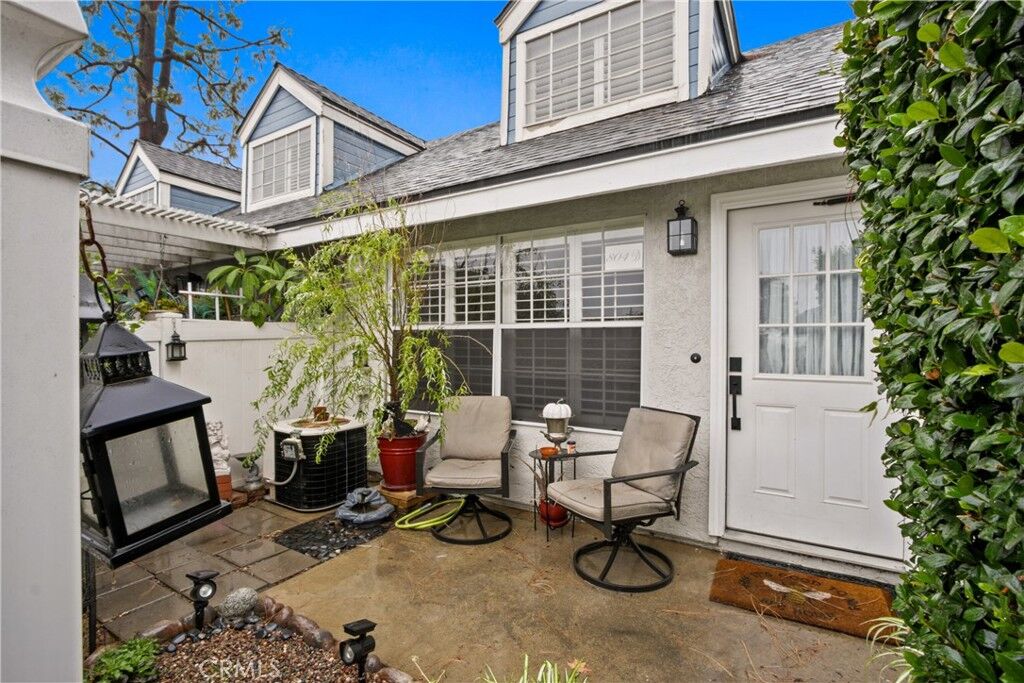 Property Photo:  804 W Grondahl D  CA 91722 
