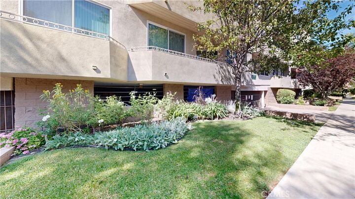 Property Photo: 14569 Benefit 102 CA 91403