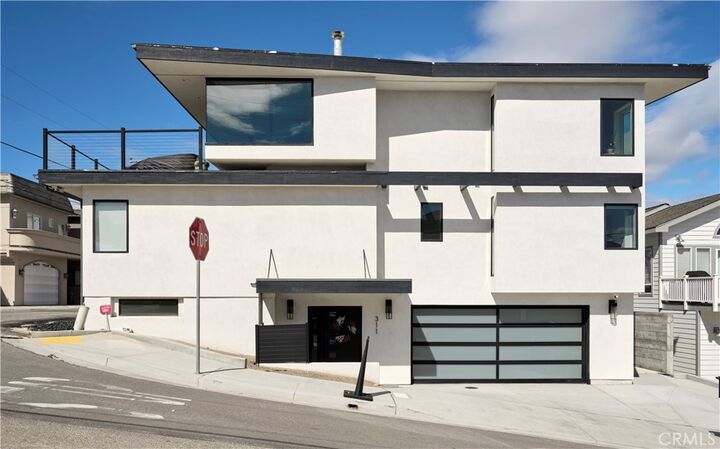 Property Photo:  311 Juanita  CA 93445 