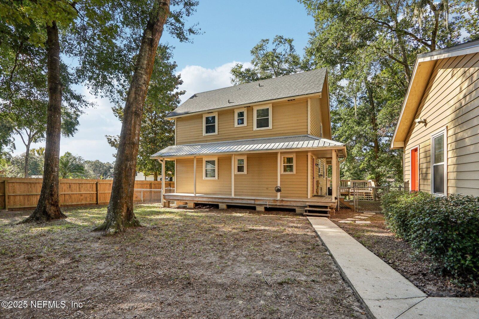 Property Photo: 495 Arthur Moore Drive FL 32043