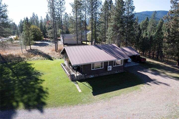 Property Photo:  2315 Kootenai River Road  MT 59923 