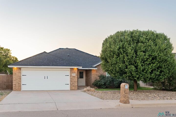 Property Photo: 1704 Simmons Street NM 88101
