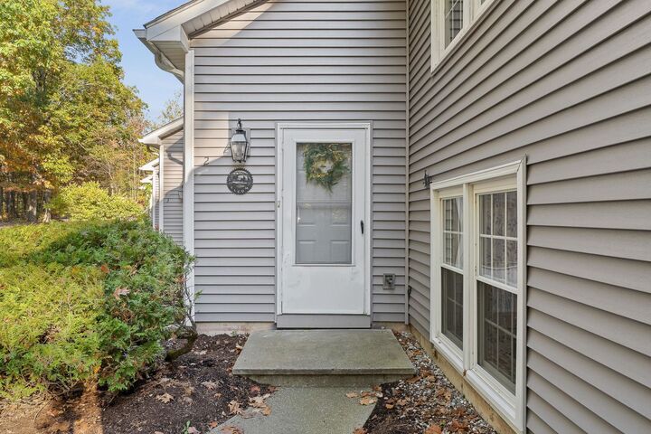 Property Photo:  190 Oak Circle  VT 05446 