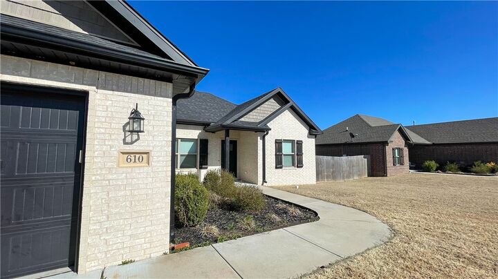 Property Photo: 610 Captain Hopkins Street AR 72753