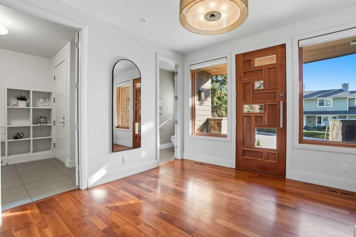 Property Photo: 1403 Beverley Place SW AB T2V 2C7