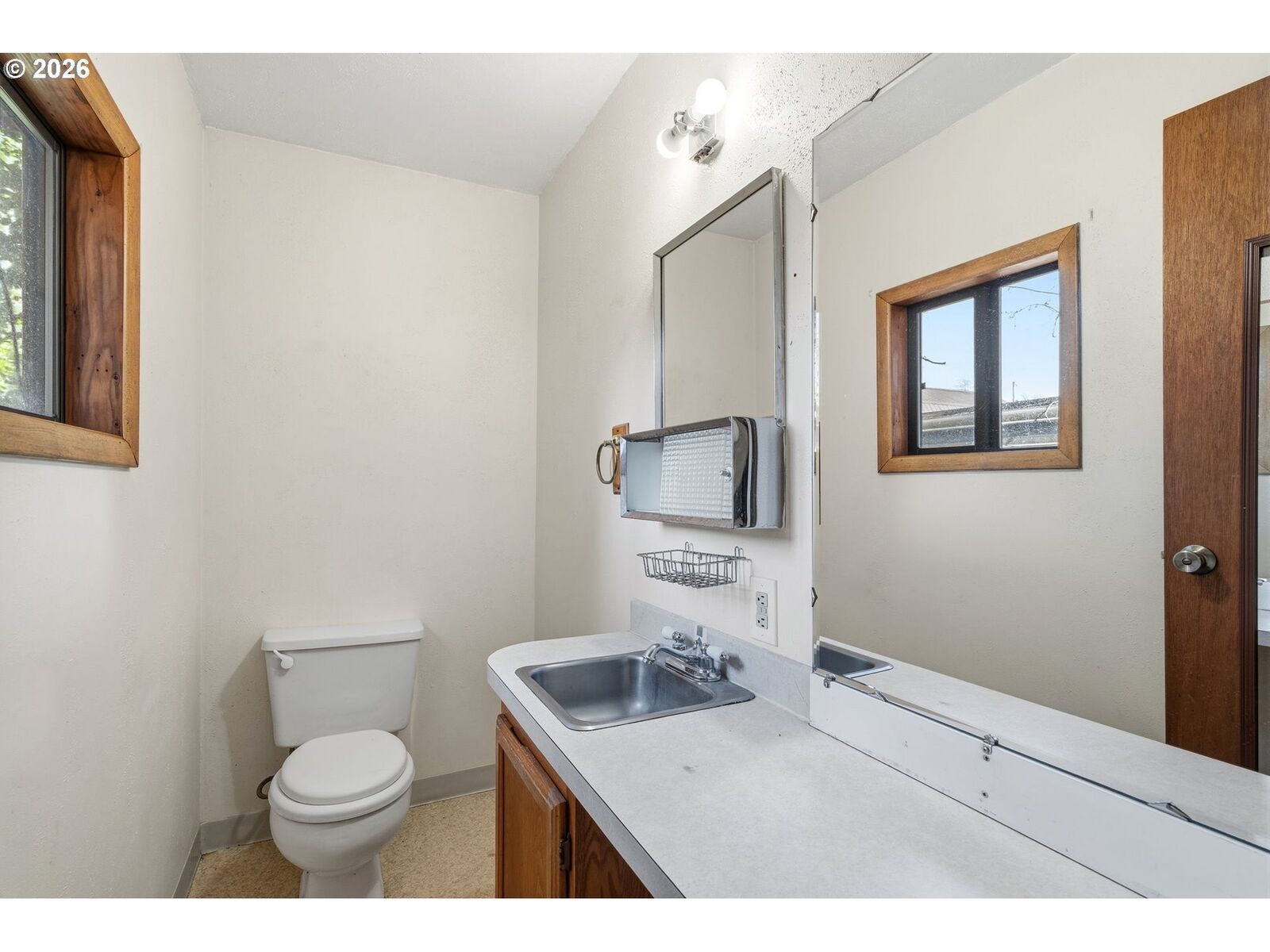 Property Photo:  1061 5th St  WA 98671 