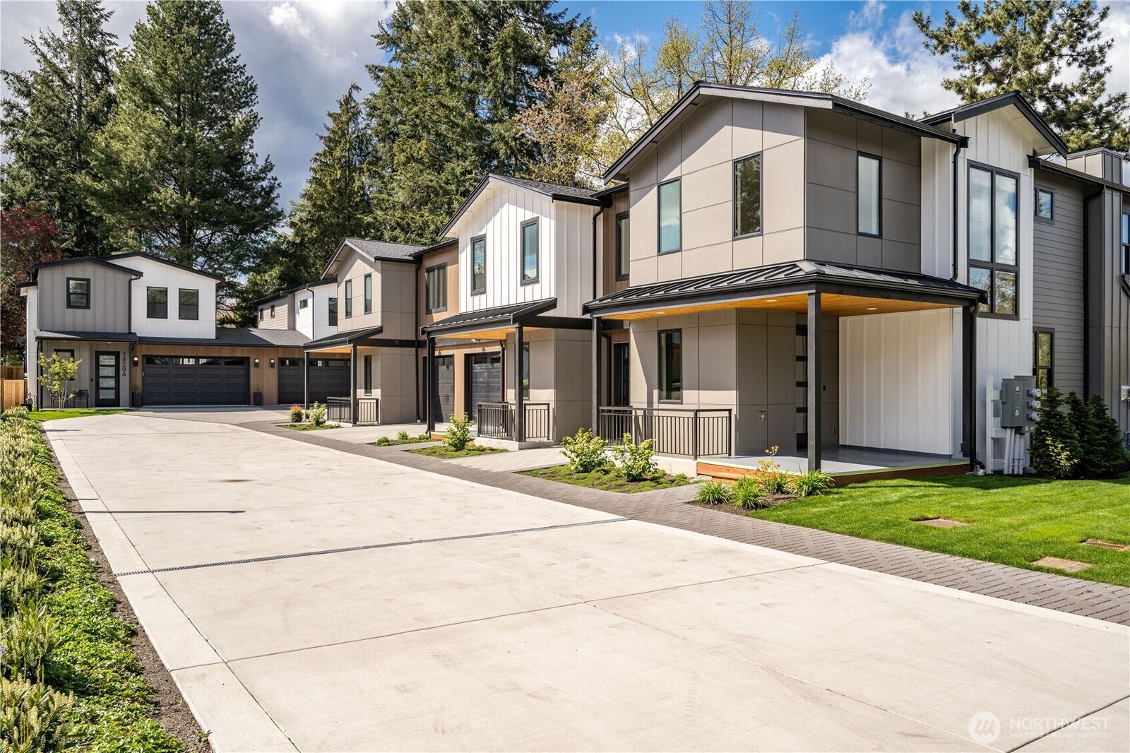 Property Photo: 1831 4th Street C WA 98033