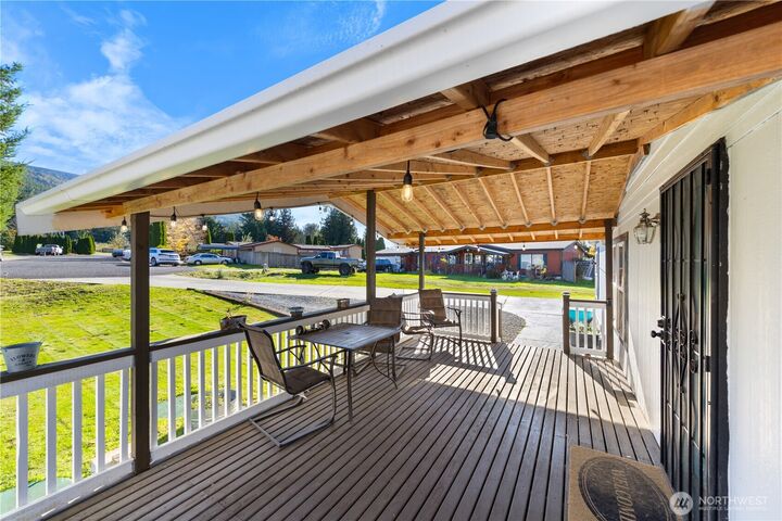 Property Photo: 5046 Aerie Lane WA 98284