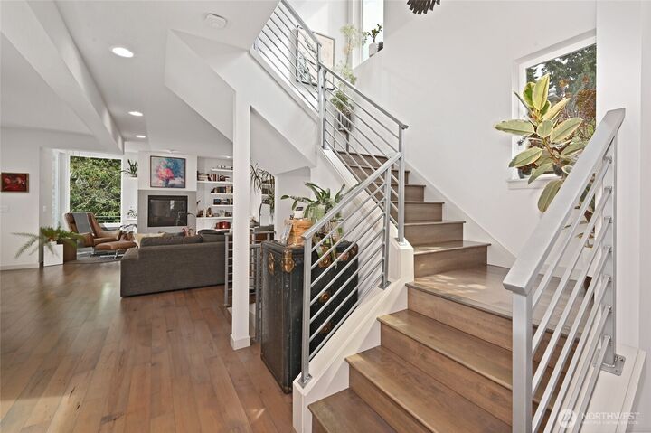 Property Photo:  3824  Renton Avenue S  WA 98108 