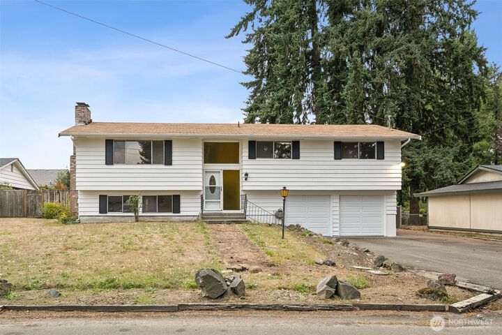 14218  25th Avenue E  Tacoma WA 98445 photo