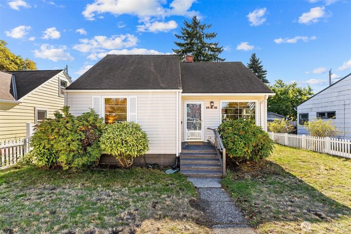 Property Photo: 615 NW 48th Street WA 98107