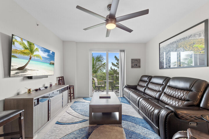 Property Photo: 255 NE 3rd Avenue 2401 FL 33444