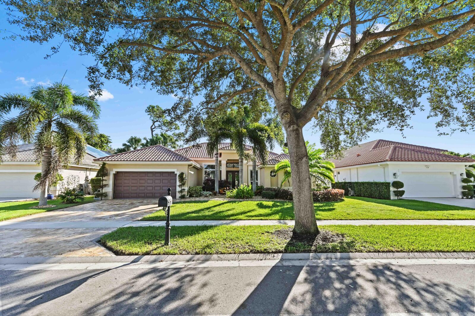 Property Photo:  22320 Holcomb Place  FL 33428 