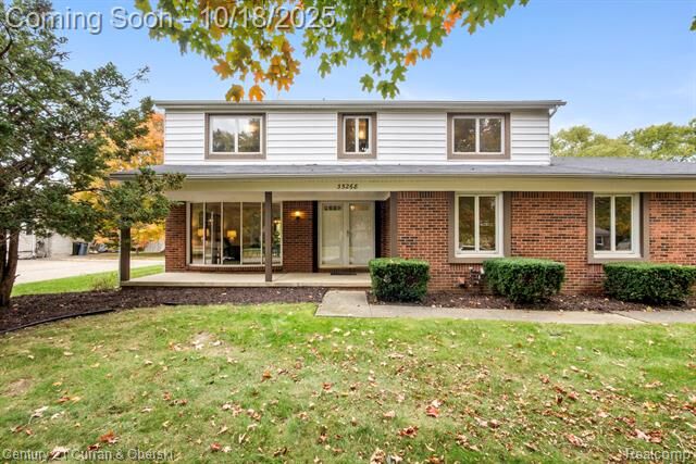 Property Photo:  35268 Northmont Drive  MI 48331