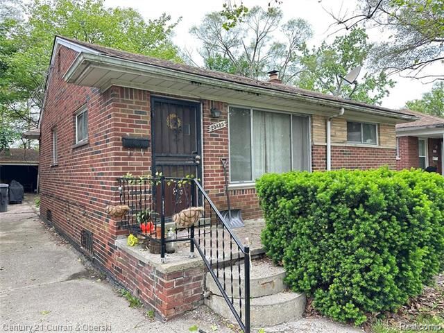 Property Photo: 20485 Helen Street MI 48234